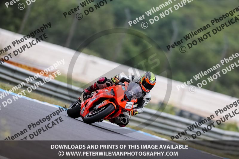 estoril;event digital images;motorbikes;no limits;peter wileman photography;portugal;trackday;trackday digital images